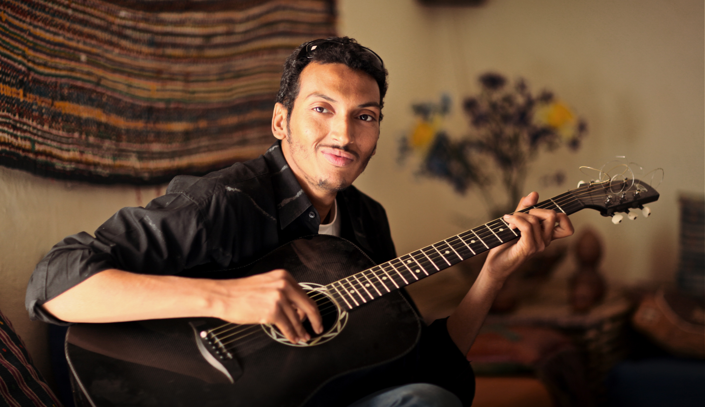 Bombino Speaks! Afropop Interview with Omara "Bombino" Moctar