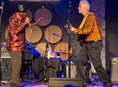 Afropop 25! Intimate backstage performance with Samba Mapangala